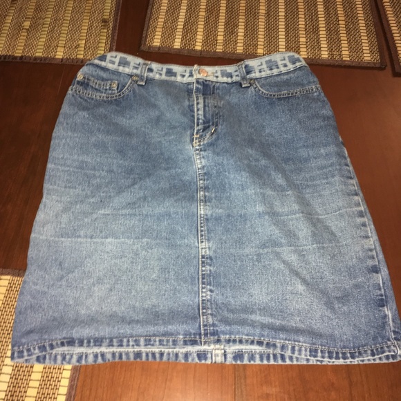 Tommy Hilfiger Vintage Blue Jean Skirt - Picture 2 of 6